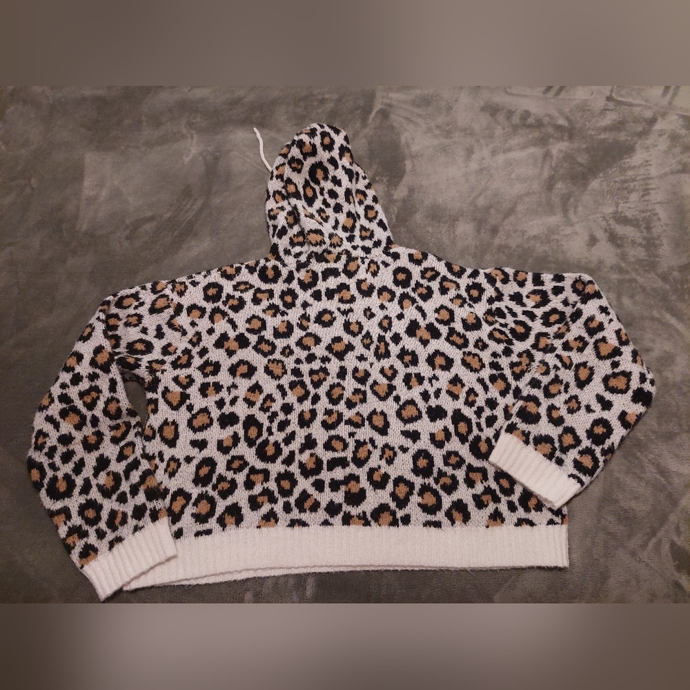 By Anthropologie Leopard Print Hooded Sweater Cozy Warm Fall Winter 1X - Picture 3 of 5